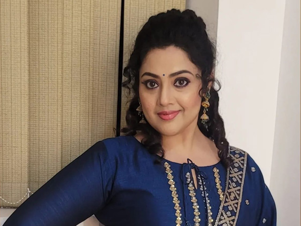 The only heroine to play Rajinikanth s daughter lover and wife characters