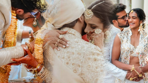 PV Sindhu marriage photos goes viral PV Sindhu marriage photos goes viral