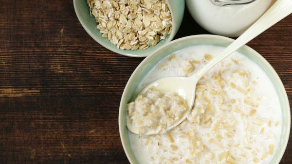 Side effects of eating oats for breakfast every day Side effects of eating oats for breakfast every day