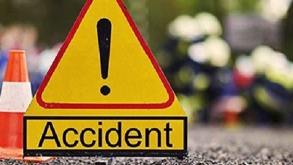 Four killed in ambulance accident from Kurnool to Bihar