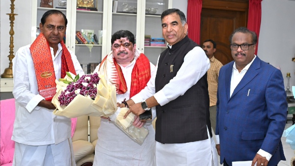 Telangana govt has invited Former CM KCR for unveiling the statue of Telangana Thalli
