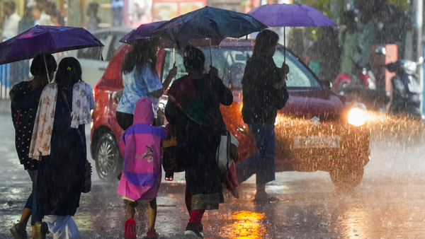 AP rains updates heavy rains in these districts due to bay of bengal low pressure IMD serious warning AP rains updates heavy rains in these districts due to bay of bengal low pressure IMD serious warning