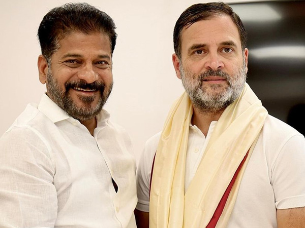 CM Revanth likely to discuss Cabinet expansion with the Congress high command in his delhi tour CM Revanth likely to discuss Cabinet expansion with the Congress high command in his delhi tour