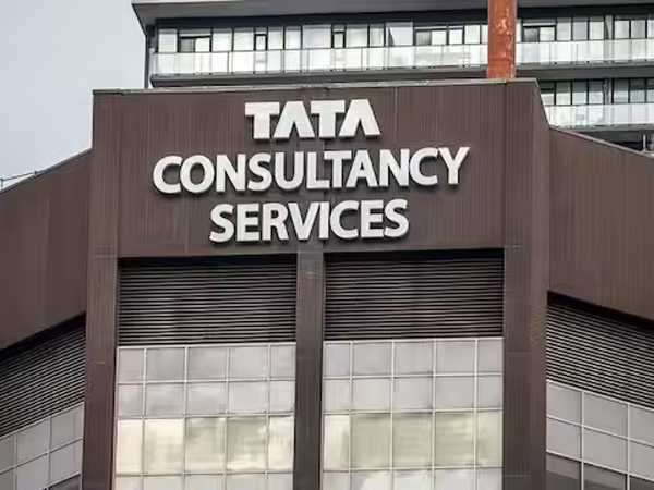 TCS to setup IT facility in Vizag that will employ 10000 people Govt issues lease orders