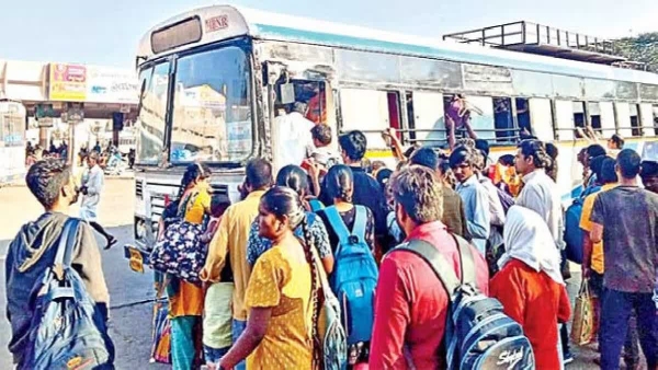 apsrtc to run 7200 special buses to meet Sankranti rush no additional charges special discounts