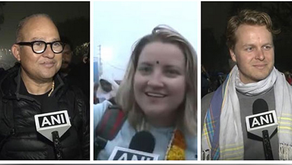 Mahakumbh Mela 2025 People from across the globe are Prayagraj to take holy dip at Triveni Sangam Mahakumbh Mela 2025 People from across the globe are Prayagraj to take holy dip at Triveni Sangam