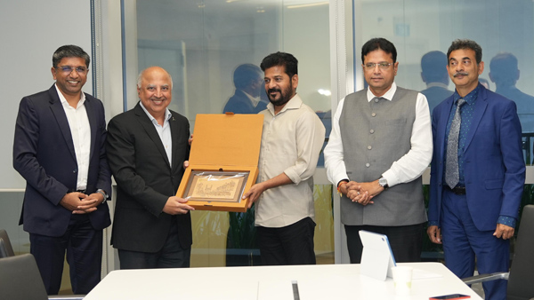 CM Revanth MOU With CapitaLand Company For Rs 450 Crore New IT Park In Hyderabad