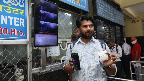 Indian Railways Introduces QR Code Payments for Ticket Purchases