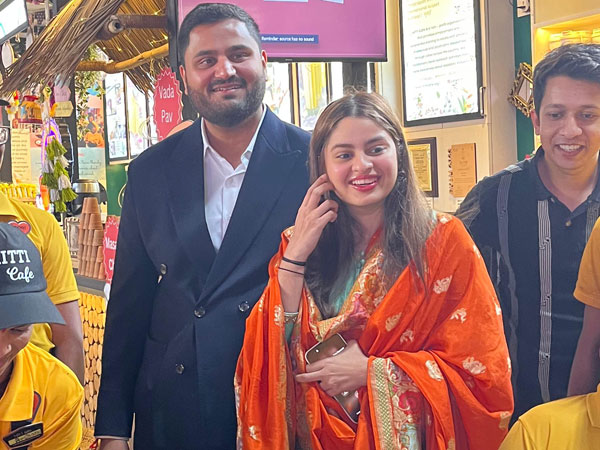 Jeet Adani along with his fianc e Diva Jaimin Shah visited Mitti Cafe