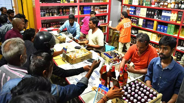 AP govt decided to hike liquor licensees margin up to 14 percent permission for 340 new shops AP govt decided to hike liquor licensees margin up to 14 percent permission for 340 new shops