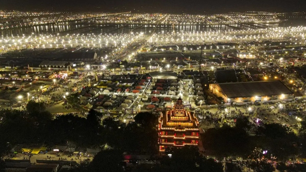 The UP tourism department will host a drone show from January 24-26 in Sector-7 of Mahakumbh The UP tourism department will host a drone show from January 24-26 in Sector-7 of Mahakumbh