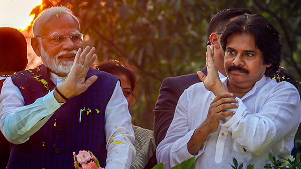 BJP Planning for Pawan Kalyan Campaign in Delhi ahead Assembly Poll details here BJP Planning for Pawan Kalyan Campaign in Delhi ahead Assembly Poll details here