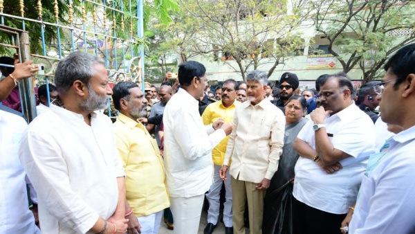 CM Chandra Babu ordered for Transfer of Tirupati SP and Suspends DSP and other officers CM Chandra Babu ordered for Transfer of Tirupati SP and Suspends DSP and other officers