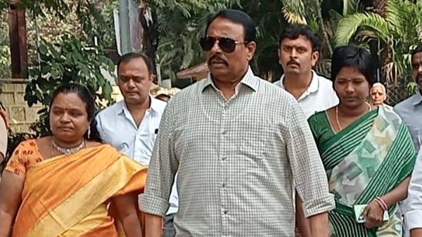 Danam Nagender is angry over the demolition of encroachments in Khairatabad Chintalabasti Danam Nagender is angry over the demolition of encroachments in Khairatabad Chintalabasti