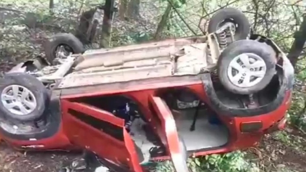 Car overtunes in Tirumala Ghat road