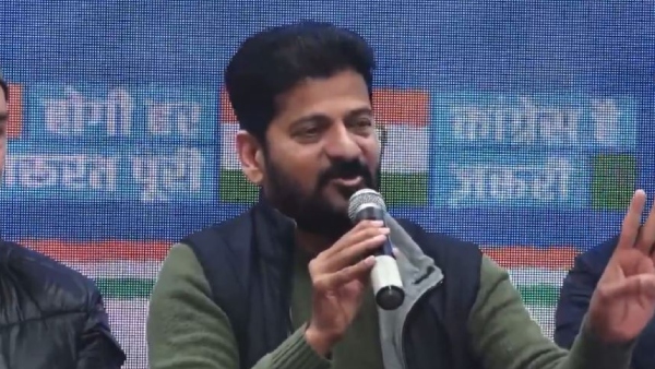 Delhi elections 2025 Congress announces LPG cylinders at Rs 500 and 300 units of free electricity Delhi elections 2025 Congress announces LPG cylinders at Rs 500 and 300 units of free electricity