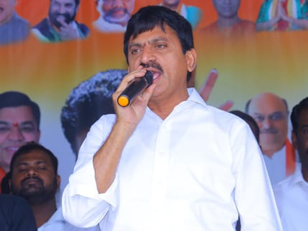 Minister Ponguleti shocking announcement on welfare schemes beneficiaries