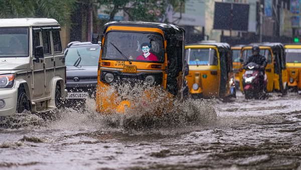 Bay of Bengal 12 districts in Tamil Nadu is expected to receive heavy rainfall