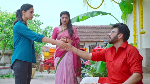 venkatesh is the winner of Sankranti 2005