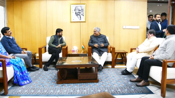 Telangana CM Revanth Reddy s team meets Union Minister Bhupender Yadav