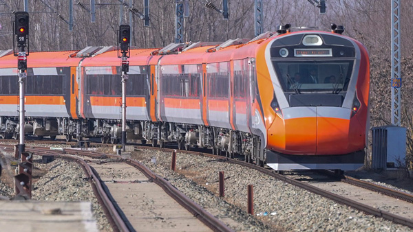 Railways likely to confirm new Vandebharat Sleeper from Vijayawada to Varanasi in first phase