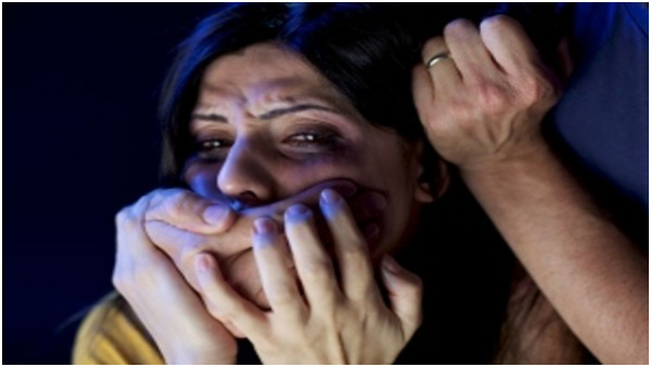 A girl was raped inside a bus in Pune Maharashtra police searching for the accused