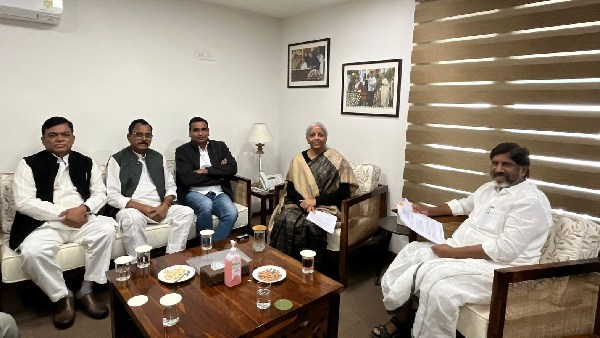 Bhatti Vikramarka requests Union Minister Nirmala Sitharaman to release funds due to Telangana