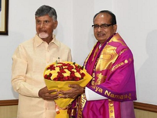 Central Minister Sivaraj Singh Chouhan key direction for officials over Mirchi rates