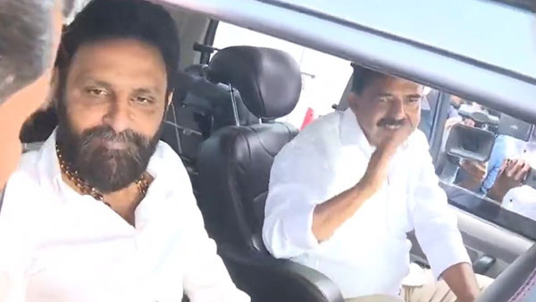 former ministers kodali nan perni nani denied entry into jail to visit vamsi along with ys jagan former ministers kodali nan perni nani denied entry into jail to visit vamsi along with ys jagan