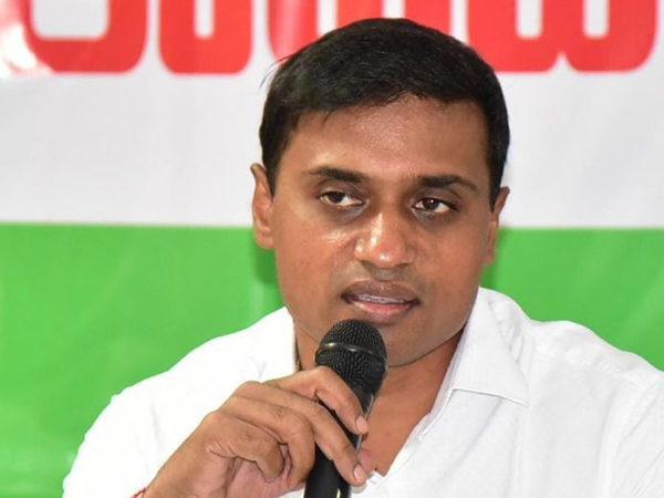 MP Peddireddy Mithun reddy writes a letter to PM Modi and Amit Shah over Jagan s security lapses