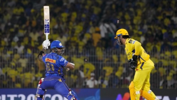 MS Dhoni Magic Surya Kumar Yadav Stumped in a Flash Video goes Viral