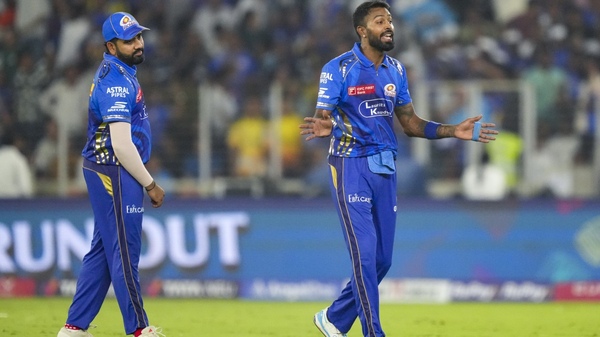 GT vs MI Hardik Pandya has been fined Rs 12 Lakh for slow over-rate in IPL 2025 GT vs MI Hardik Pandya has been fined Rs 12 Lakh for slow over-rate in IPL 2025