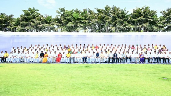 Andhra mlas mlcs intimacy across parties in assembly photo session