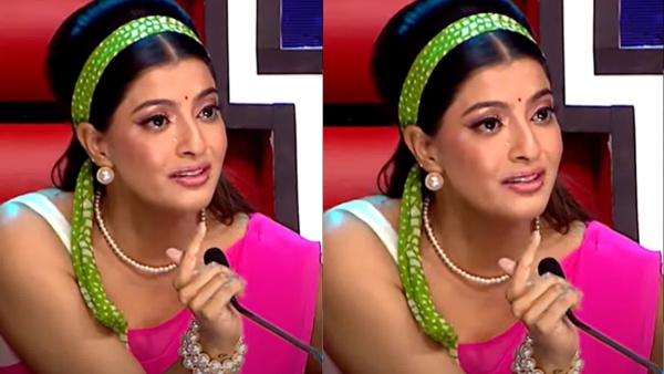 varalakshmi-sarath-kumar-cries-in-tv-show-and-reveal-facing-sexual-harassment-as-a-child varalakshmi-sarath-kumar-cries-in-tv-show-and-reveal-facing-sexual-harassment-as-a-child