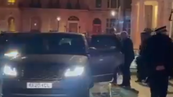 S Jaishankar Condemns Security Lapse During UK Visit Khalistani Protesters Disrupt