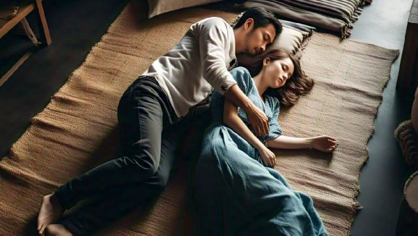These are the amazing changes that happen to your body if you sleep on the floor for two weeks