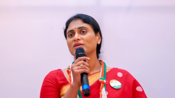 YS Sharmila demands to solve the Anganwadi workers issue