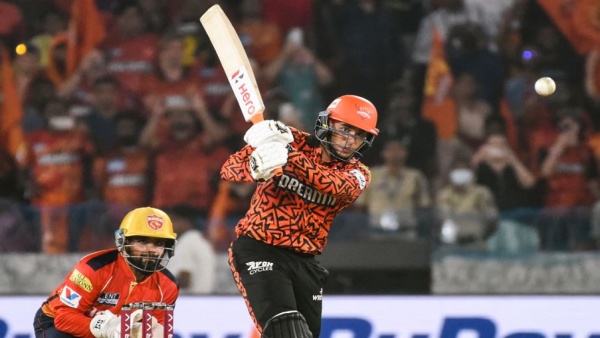 Sunrisers Hyderabad completed the 2nd highest run chase in the IPL against Punjab Kings Sunrisers Hyderabad completed the 2nd highest run chase in the IPL against Punjab Kings