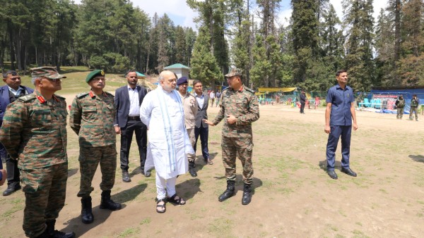union home minister amit shah asks all states and UTs to send back Pakistanis in india union home minister amit shah asks all states and UTs to send back Pakistanis in india
