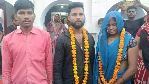 Wife who married boyfriend returns to her husband Wife who married boyfriend returns to her husband