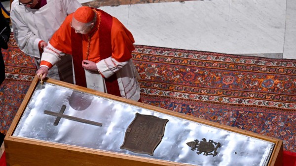 Donald trump Draupadi murmu and other world leaders attend pope Francis s funeral in Vatican ctiy Donald trump Draupadi murmu and other world leaders attend pope Francis s funeral in Vatican ctiy