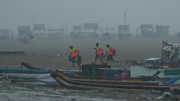 Bay of Bengal Chennai RMD has issued warnings for rain light thunderstorms and lightning across Tamil Nadu