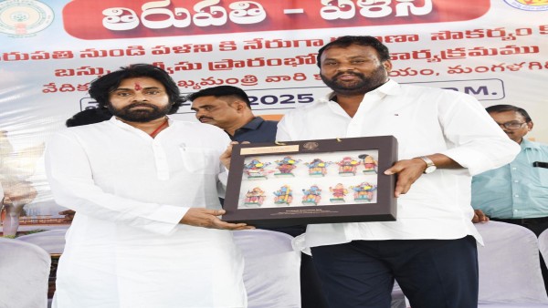 dy-cm-pawan-launches-new-bus-service-from-tirupati-to-palani