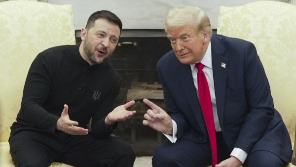 us-president-donald-trump-zelensky-discuss-crimea-russias-control-in-vatican-city us-president-donald-trump-zelensky-discuss-crimea-russias-control-in-vatican-city