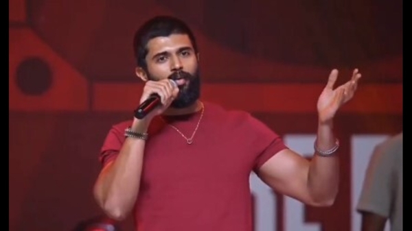 Pahalgam attack Vijay Deverakonda clarifies on his comments Pahalgam attack Vijay Deverakonda clarifies on his comments