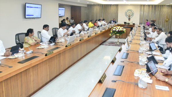 ap cm chandrababu key instruction to ministers in cabinet meeting over liquor scam inquiry ap cm chandrababu key instruction to ministers in cabinet meeting over liquor scam inquiry