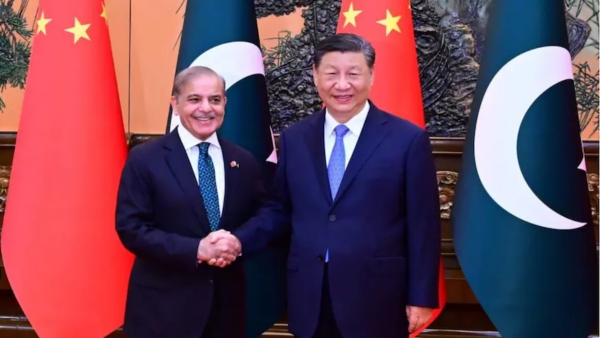 China Delivers Massive Military Aid to Pakistan 30 J-35A Jets at Half Price Amid India Tensions China Delivers Massive Military Aid to Pakistan 30 J-35A Jets at Half Price Amid India Tensions