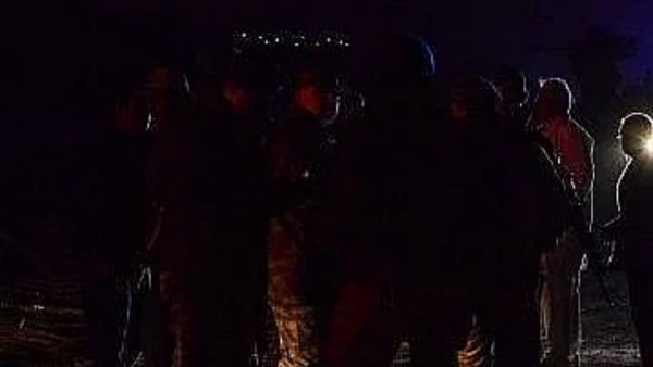 Indian Army Captures Pakistani Pilot Alive Near Border