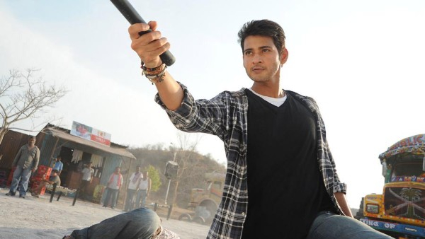 Khaleja movie is creating records in advance bookings