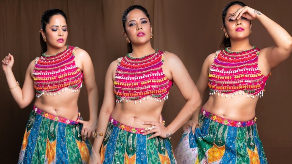 Anasuya glamorous cute looks goes viral in social media